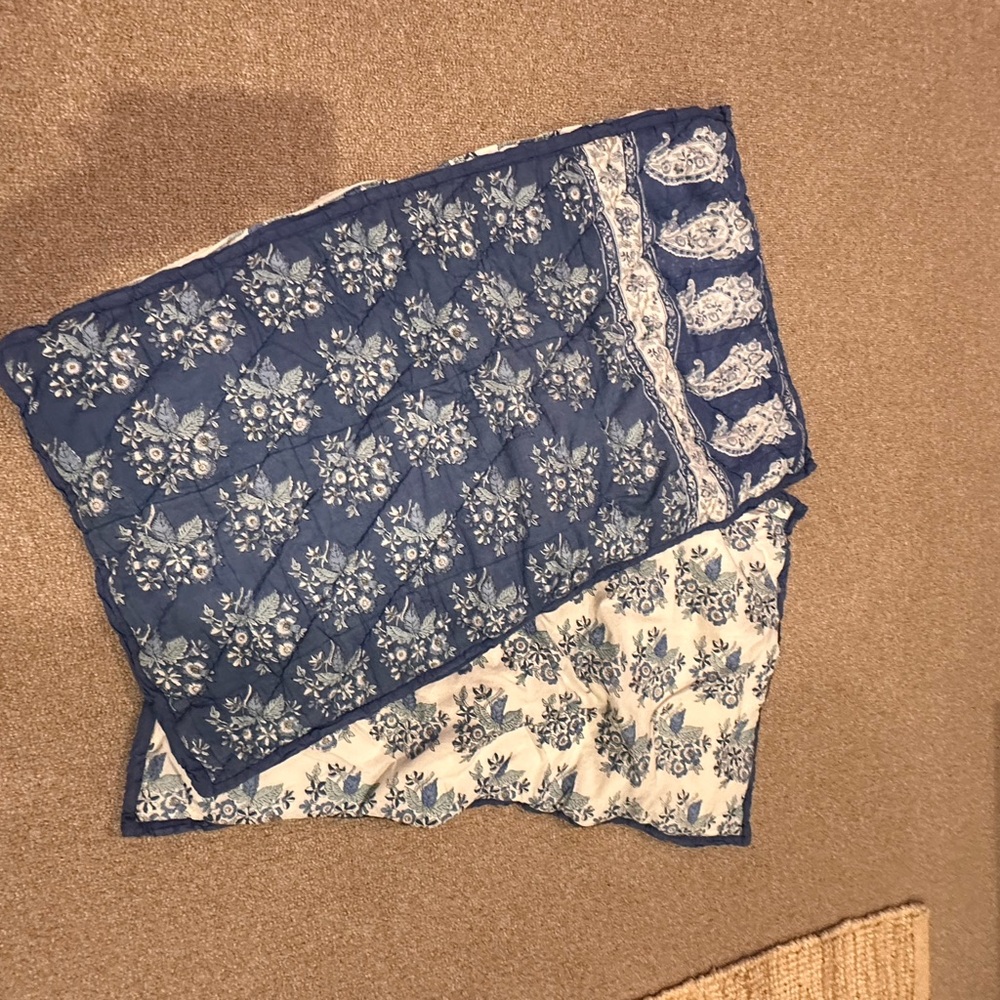 Blue Floral Reversible Quilt Throw - Lightweight Home Bedding